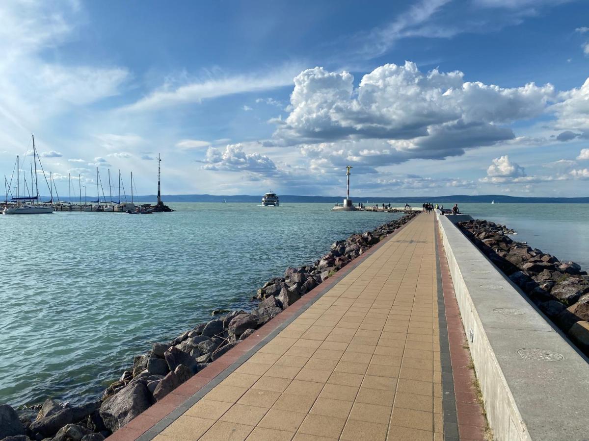 Dorina Wellness Siófok Exterior foto