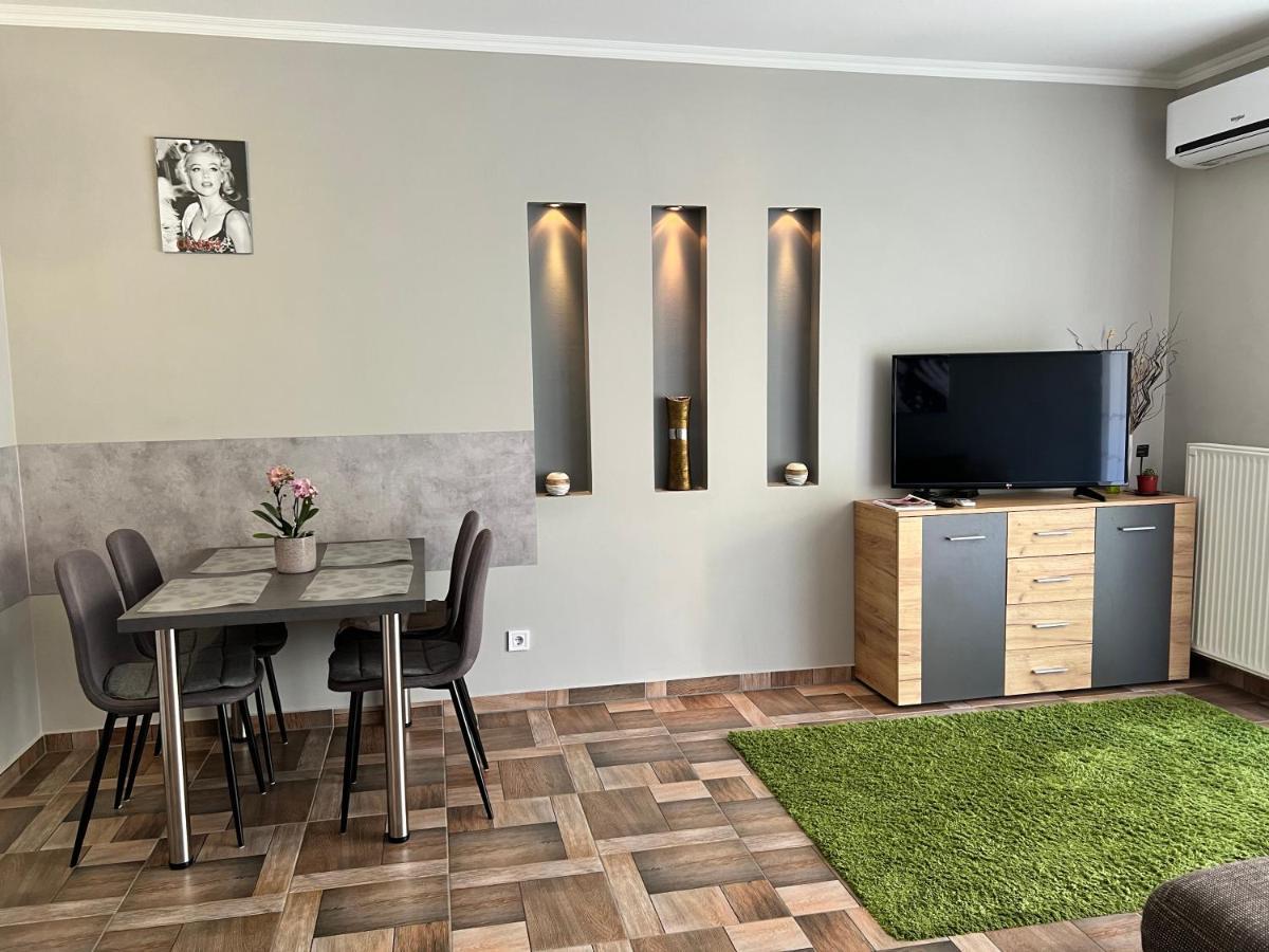Dorina Wellness Siófok Exterior foto